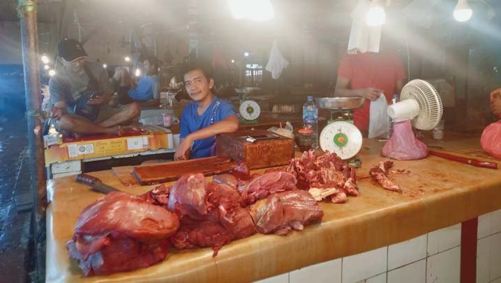 Harga Daging Sapi dan Ayam Potong di Kota Kendari Stabil
