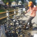 Antisipasi Banjir, DLHK Bersihkan Drainase di Kota Kendari