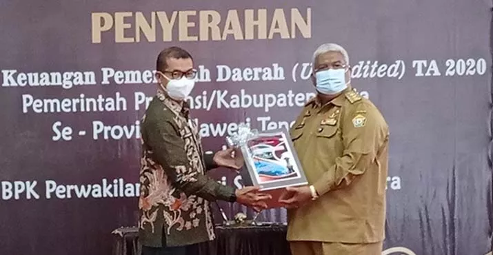 Pemda Sultra Serahkan Laporan Keuangan pada BPK