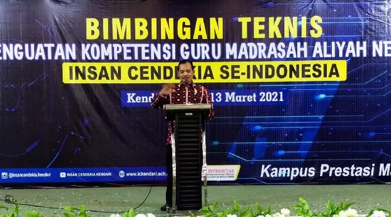 Target 100 Terbaik di Indonesia MAN IC Gelar BKG