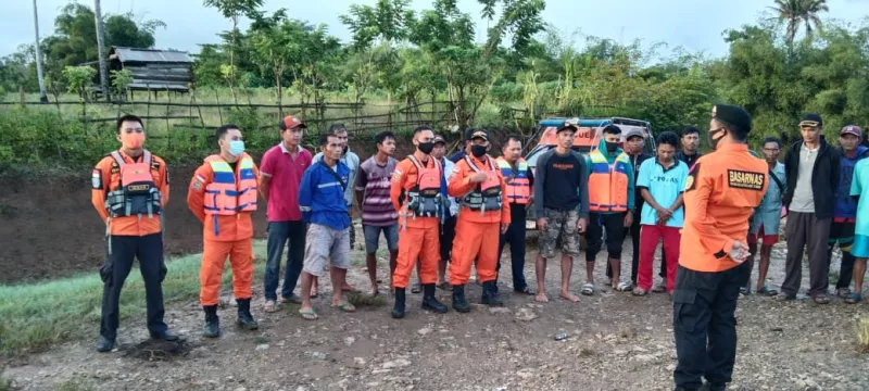 Nelayan Peadalere Hilang di Sungai Lapada