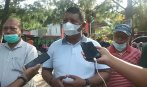 Ketua DPRD Kendari Siap Bantu Rehabilitasi Kantor Lurah Bonggoeya