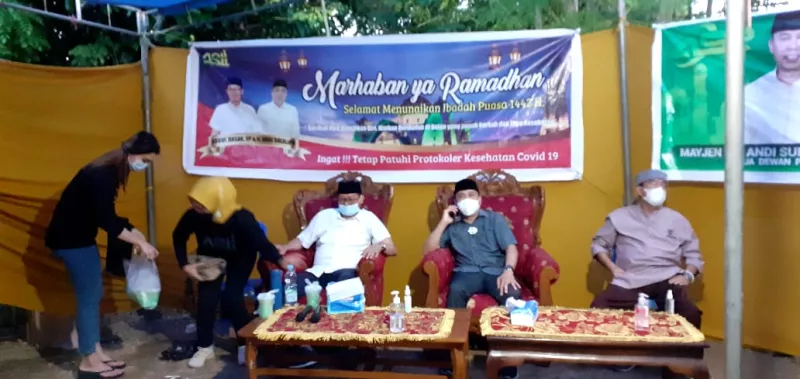 Asli Kendari, ASR dan Gempar Buka Puasa Bersama Warga Punggaloba