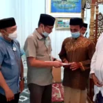 ASLI dan ASR Berikan Bantuan ke Masjid Nurul Haq Nambo