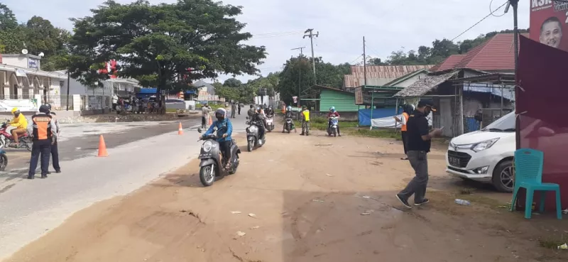 Tim Yustisi Temukan 586 Pelanggaran Prokes di Perbatasan Puuwatu - Abeli Sawah