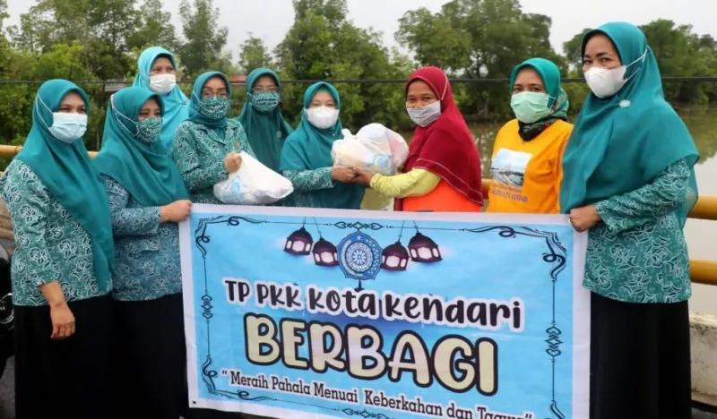 260 Paket Sembako Disalurkan di TPA Puwatu
