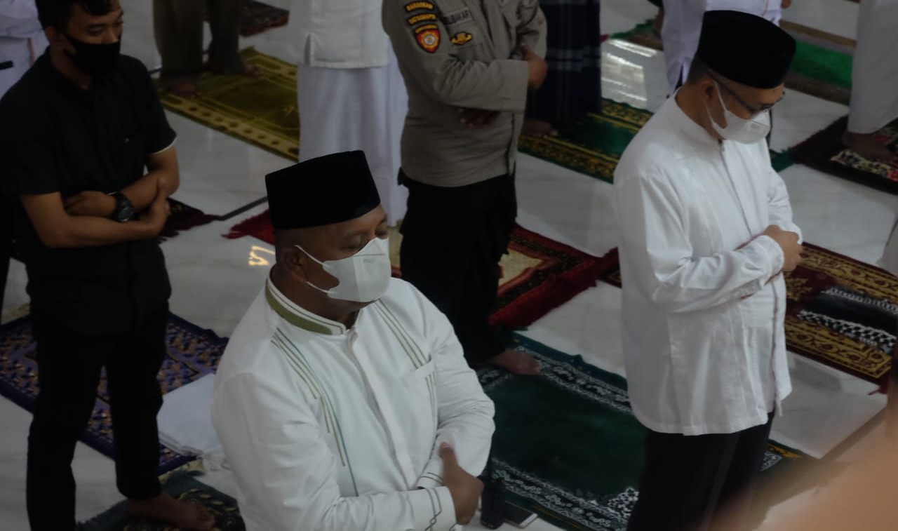 Wali Kota Sholat Id di Masjid Citra Land