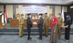 DPRD Konsel Gelar Paripurna Penyerahan Laporan Pertanggungjawaban Pemerintah