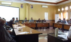 PT CAM Didesak Atasi Bau Limbah Perusahaan