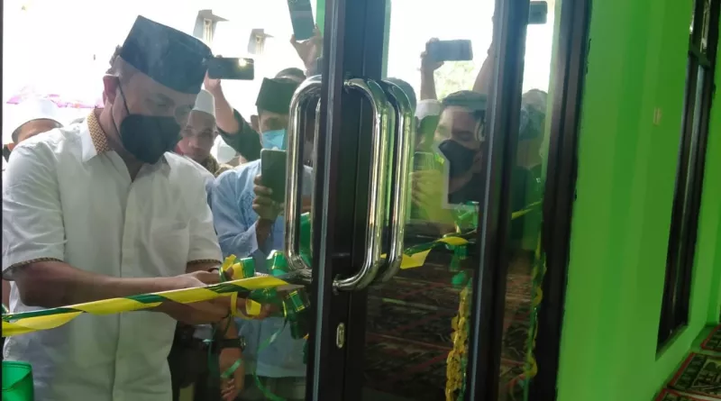 Andi Sumangerukka Resmikan Masjid Nur Rachmat Hamid Konawe