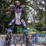 Polres Kendari Sulap Knalpot Sitaan Jadi Robot Setinggi 4 Meter