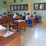 SMP Frater Laksanakan Ujian Semester Secara Offline