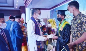 Wali Kota Kendari Akui Ummusshabri Ringankan Tugas Pemerintah