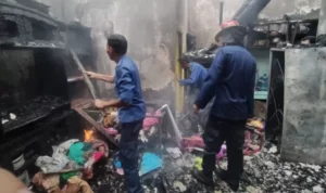 3 Unit Rumah Terbakar, 1 Ludes Di lahap Si Jago Merah