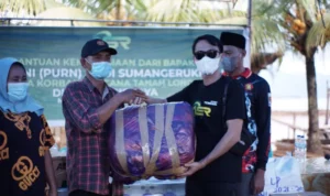 ASR Bantu Korban Longsong di Konut