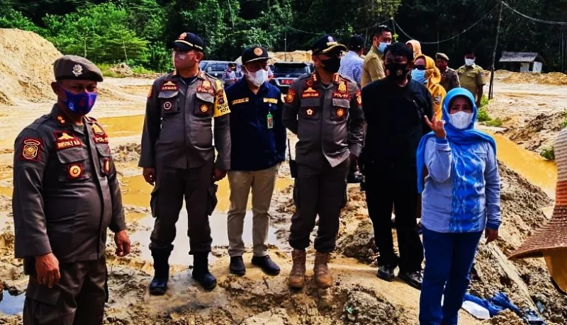 Perusahaan Pengolah Pasir di Nambo Disegel