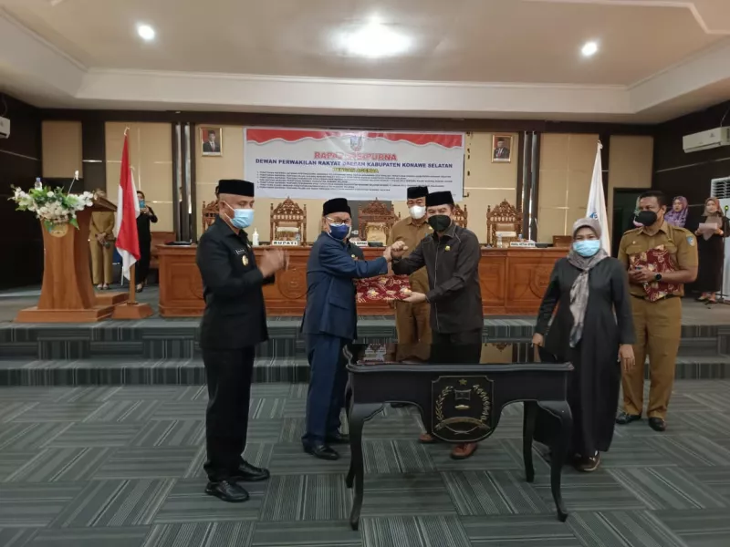 Enam Fraksi DPRD Konsel Tolak Setujui Pinjaman PEN Pemkab