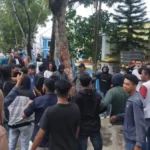 Puluhan Mahasiswa Berunjuk Rasa di Kantor Walikota