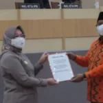 Pemkot Serahkan 3 Raperda ke DPRD Kendari