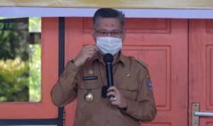 sulkarnain lengan panjag Pemkot Berikan Relaksasi Pembayaran Pajak