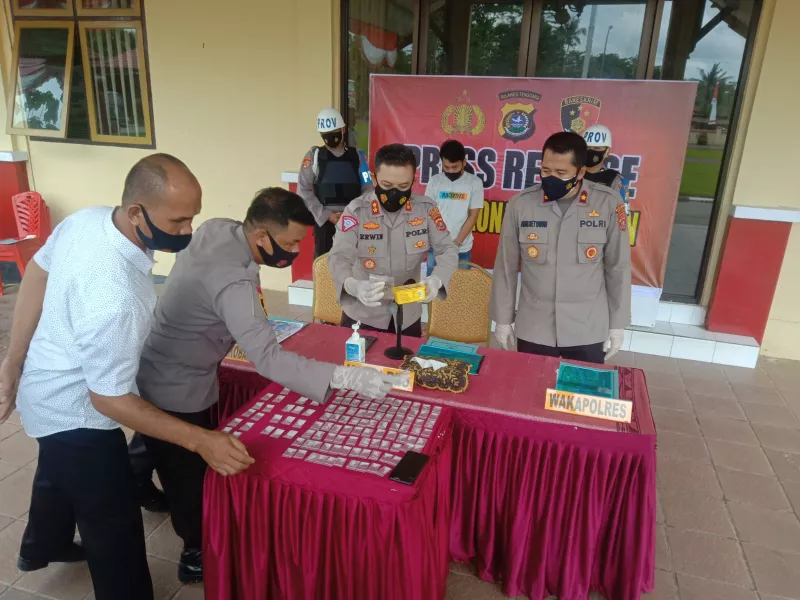 Polisi Tangkap Pengedar Narkoba di Konsel, 61 Gram Sabu Disita