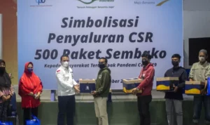 Bank Sultra Salurkan 1000 Paket Sembako Kepada Masyarakat