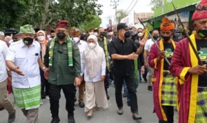 Andi Sumangerukka Diberi Gelar Waopu Meantu'u Suludadu