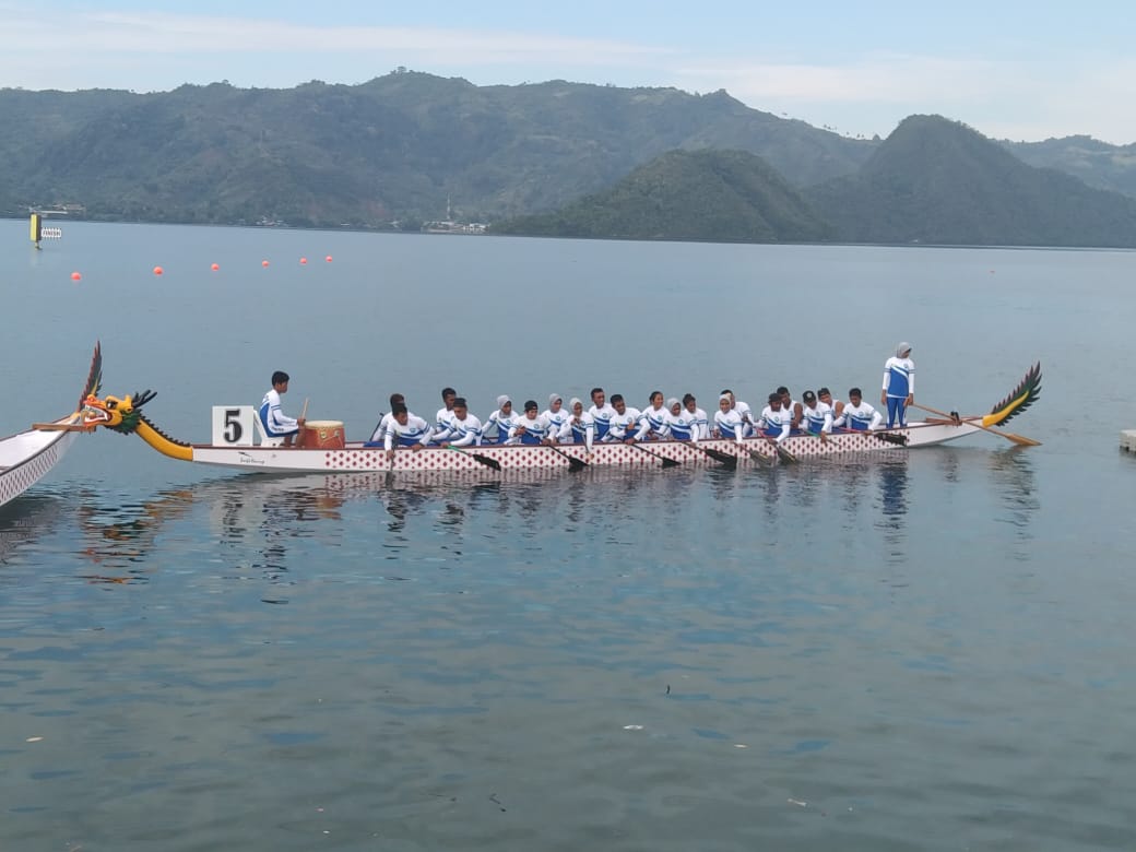 Tim Dragon Boat Sultra Kembali Sumbang Perak