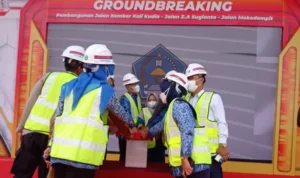 IMG-20211018-WA0010 Pembangunan Jalan Kembar ZA Sugianto -H AE Agus Mokodompit Dimulai