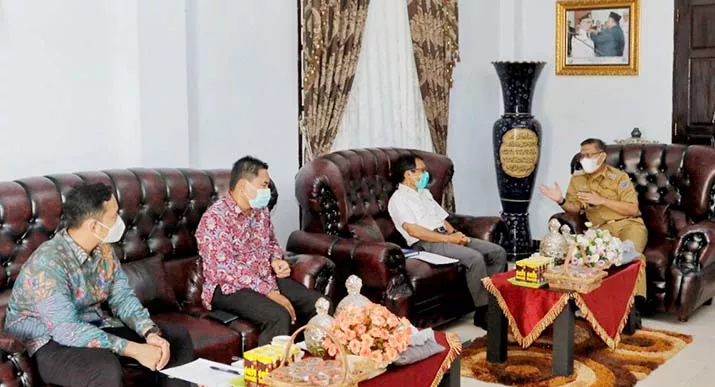 Diperiksa BPK, Wali Kota Kendari Berharap Pelayanan Perizinan Semakin Baik