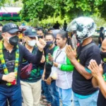 Ribuan Warga Busel Sambut Antusias ASR