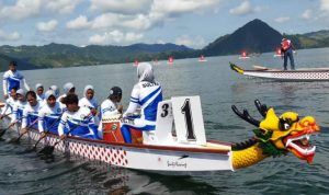 Tim Dragon Boat Putri Sultra Kembali Sumbang Perak