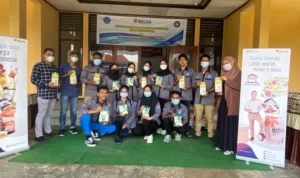 Peringati Hari Pangan, HMJG Poltekkes Kendari Gelar Pasar Murah