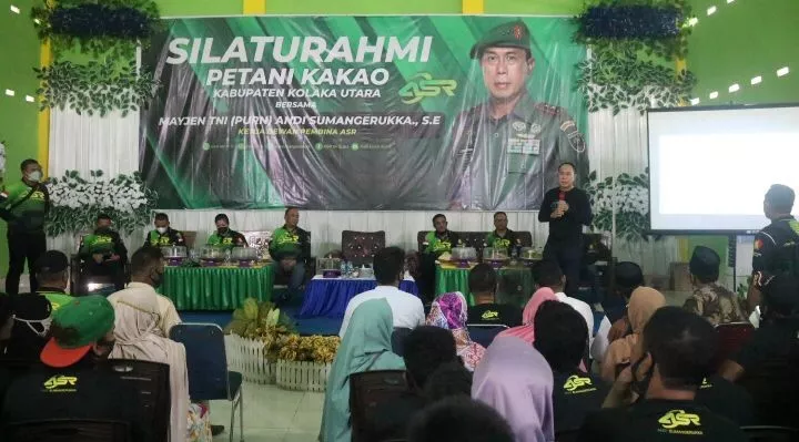 Andi Sumangerukkan Berikan Bantuan Pembangunan Masjid di Kolut