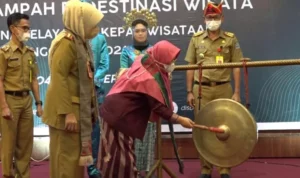 IMG-20211102-WA0048 Pelaku Wisata di Kota Kendari Dilatih Kelola Sampah di Destinasi Wisata