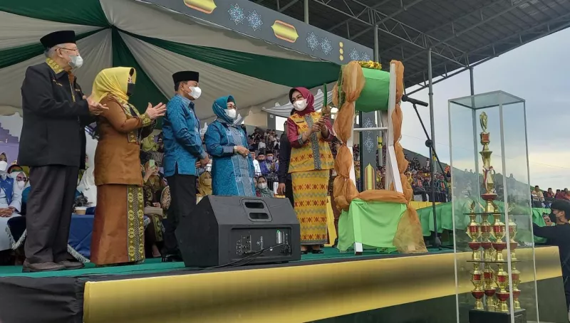 Sekda Sultra Buka Lasqi di Butur