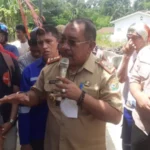 Kadis Bina Marga Datang, Minta Warga Buka Jalan
