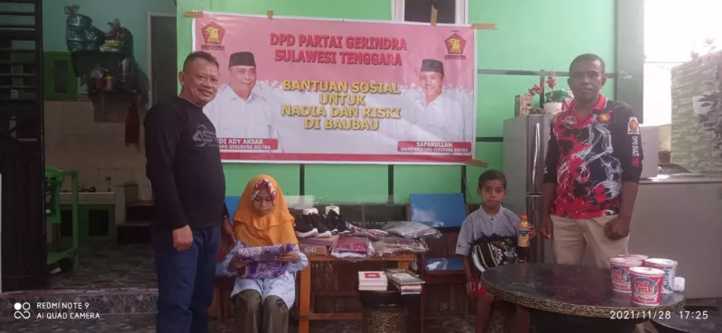 Dua Anak Viral di Baubau Dapat Bantuan dari ASR dan Gerindra