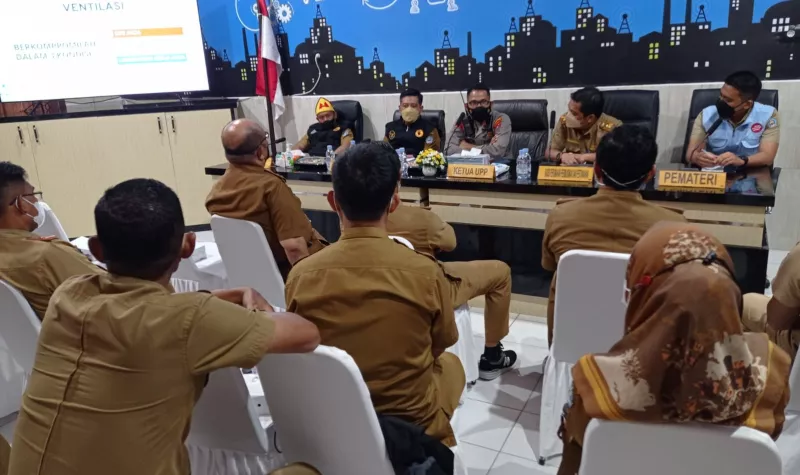 Inspektorat Kota Kendari Menggelar Sosialisasi UPP pada Dinas Perumahan