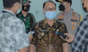 Bupati Konsel Minta Orang Tua Dukung Program Vaksinasi Covid Pada Anak