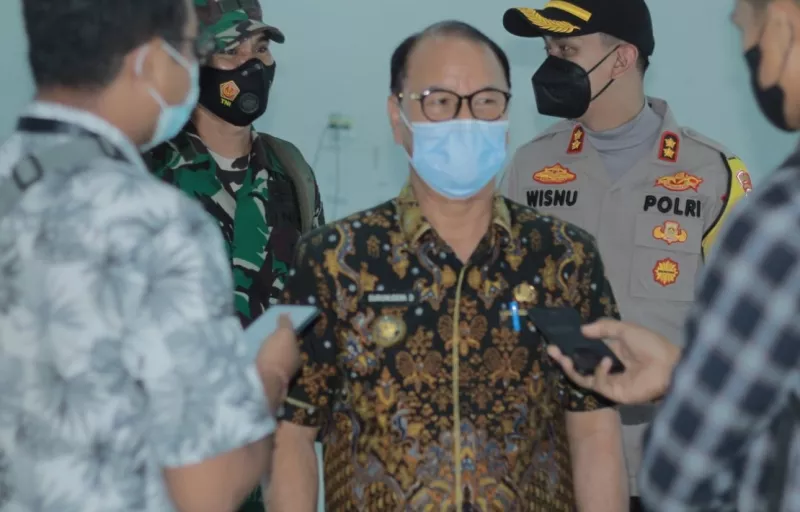 Bupati Konsel Minta Orang Tua Dukung Program Vaksinasi Covid Pada Anak