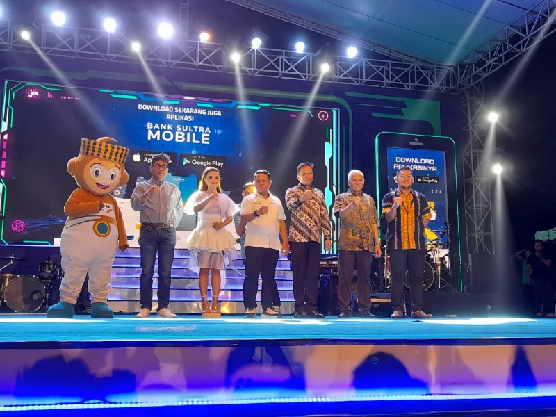 Kartu Debit dan Bank Sultra Mobile Resmi Diluncurkan, Permudah Transaksi