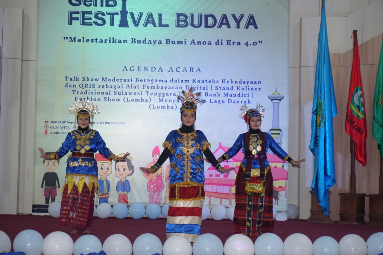 Melestarikan Budaya Lokal GenBI IAIN Kendari Menggelar Festival Budaya
